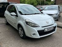 Gebraucht Renault Clio III 75 PS (55 kW) 2012 Weiß Kleinwagen