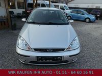 Gebraucht Ford Focus Ghia 116 PS (85 kW) 2002 Silber Kombi