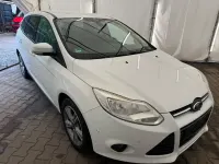 Gebraucht Ford Focus SYNC Edition 125 PS (91 kW) 2014 Weiß Limousine
