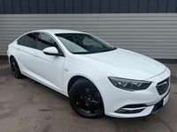 Gebraucht Opel Insignia Edition 170 PS (125 kW) 2020 Weiß Limousine