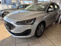Gebraucht Ford Focus Titanium 120 PS (88 kW) 2022 Silber Limousine
