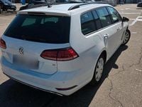 Gebraucht VW Golf VII 116 PS (85 kW) 2017 Weiß Kombi