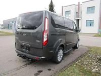 Gebraucht Ford Tourneo Custom Titanium 150 PS (110 kW) 2023 Grau Van
