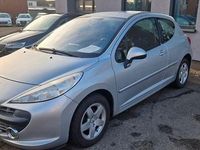 Gebraucht Peugeot 207 Sport 88 PS (64 kW) 2006 Grau Kleinwagen