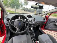 Gebraucht Ford Fiesta 80 PS (58 kW) 2009 Rot Kleinwagen