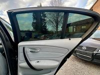 Gebraucht BMW 118 143 PS (105 kW) 2007 Schwarz Kleinwagen