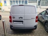 Gebraucht Toyota Proace 120 PS (88 kW) 2024 Weiß Van / Kleinbus