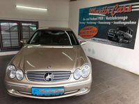 Gebraucht Mercedes CLK500 306 PS (225 kW) 2003 Gold Coupé