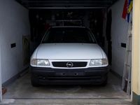 Gebraucht Opel Astra 75 PS (55 kW) 1997 Weiß Kleinwagen