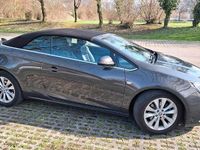 Gebraucht Opel Cascada Innovation 170 PS (125 kW) 2016 Andere farben Cabrio