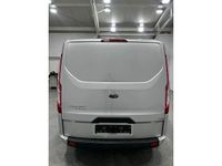 Gebraucht Ford 300 131 PS (96 kW) 2020 Silber Van