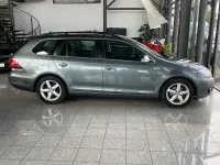 Gebraucht VW Golf VI Comfortline 105 PS (77 kW) 2012 Grau Kombi