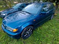Gebraucht BMW 318 140 PS (102 kW) 2005 Blau Kombi