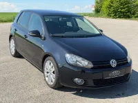 Gebraucht VW Golf VII Match 105 PS (77 kW) 2012 Deep black perleffekt Limousine