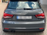 Gebraucht Audi A1 125 PS (91 kW) 2018 Grau Kleinwagen