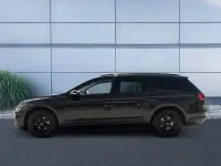 Gebraucht VW Passat 150 PS (110 kW) 2022 Schwarz Kombi
