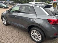 Neu VW T-Roc Life 116 PS (85 kW) 2025 Indiumgrau metallic SUV