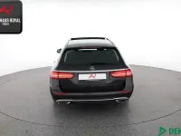 Gebraucht Mercedes E220 200 PS (147 kW) 2022 Grafitgrau Kombi