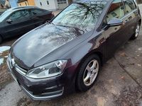Gebraucht VW Golf VII LOUNGE 110 PS (80 kW) 2015 Limousine