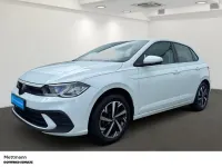Gebraucht VW Polo Life 95 PS (69 kW) 2024 Weiss Kleinwagen