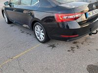 Gebraucht Skoda Superb 120 PS (88 kW) 2018 Schwarz Limousine