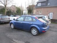 Gebraucht Ford Focus Style 101 PS (74 kW) 2010 Blau Limousine