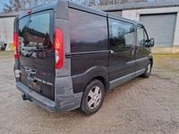 Gebraucht Opel Vivaro 145 PS (106 kW) 2009 Schwarz Van / Kleinbus