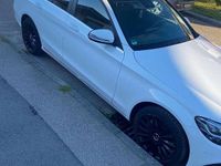 Gebraucht Mercedes C220 194 PS (142 kW) 2020 Weiß Limousine