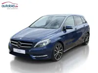 Gebraucht Mercedes B200 Sport 156 PS (114 kW) 2013 Blau metallic Kleinwagen