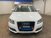 Gebraucht Audi A3 Attraction 102 PS (75 kW) 2012 Weiß Limousine