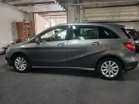 Gebraucht Mercedes B180 109 PS (80 kW) 2014 Grau Van / Kleinbus