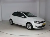 Gebraucht VW Polo Life 90 PS (66 kW) 2014 Oryxweiß perlmutteffekt Kleinwagen