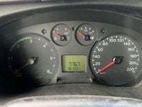 Usado Ford Transit 86 CV (63 kW) 2007 Rojo Monovolumen