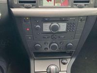 Gebraucht Opel Signum Edition 140 PS (102 kW) 2008 Rot Kleinwagen
