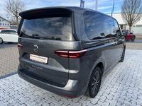 Gebraucht VW Multivan Basis 150 PS (110 kW) 2023 Indiumgrau Van / Kleinbus