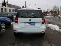 Gebraucht Skoda Yeti Joy 110 PS (80 kW) 2016 Weiß SUV