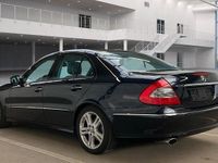 Usata Mercedes E320 224 CV (164 kW) 2008 Blu Berlina