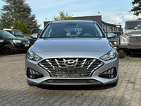 Gebraucht Hyundai i30 Trend 120 PS (88 kW) 2023 Silber Limousine