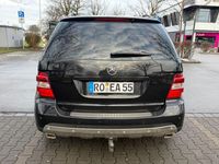 Gebraucht Mercedes ML320 224 PS (164 kW) 2007 Schwarz SUV