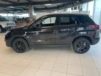 Gebraucht Suzuki Vitara Comfort 129 PS (94 kW) 2023 Cosmic black pearl metallic SUV