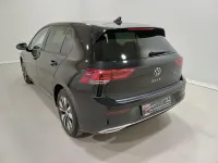 Gebraucht VW Golf VIII Move 150 PS (110 kW) 2024 Grenadillschwarz metallic Limousine