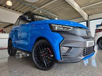 Nouă Ligier JS50 2025 Albastru Hatchback