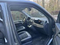 Gebraucht VW Transporter Generation Six 150 PS (110 kW) 2015 Silber Van