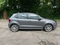 Gebraucht VW Polo 90 PS (66 kW) 2011 Grau Kleinwagen