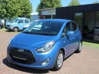 Gebraucht Hyundai ix20 Classic 90 PS (66 kW) 2017 Blau Kleinwagen