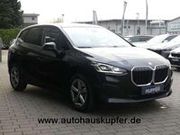 Gebraucht BMW 223 211 PS (155 kW) 2024 Saphirschwarz Van / Kleinbus