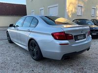 Gebraucht BMW 550 M Sport 408 PS (300 kW) 2012 Silber Limousine