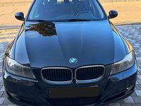 Gebraucht BMW 320 Exclusive 184 PS (135 kW) 2010 Schwarz Kombi