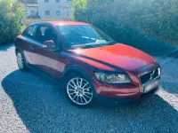 Gebraucht Volvo C30 109 PS (80 kW) 2009 Rot Kleinwagen