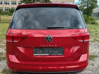 Gebraucht VW Touran Highline 150 PS (110 kW) 2023 Rot Van / Kleinbus